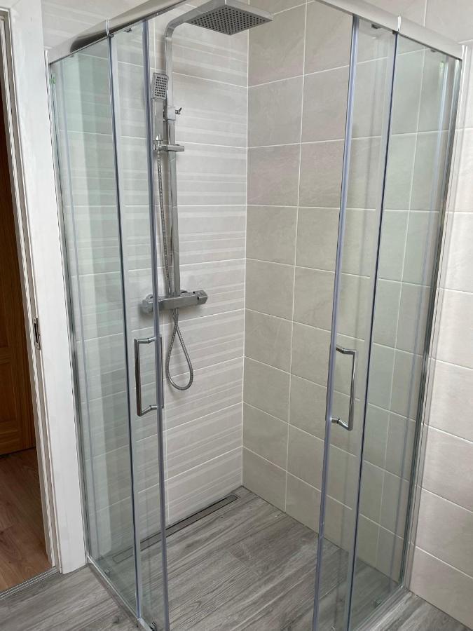 The Ce Hideout Apartman Tralee Kültér fotó