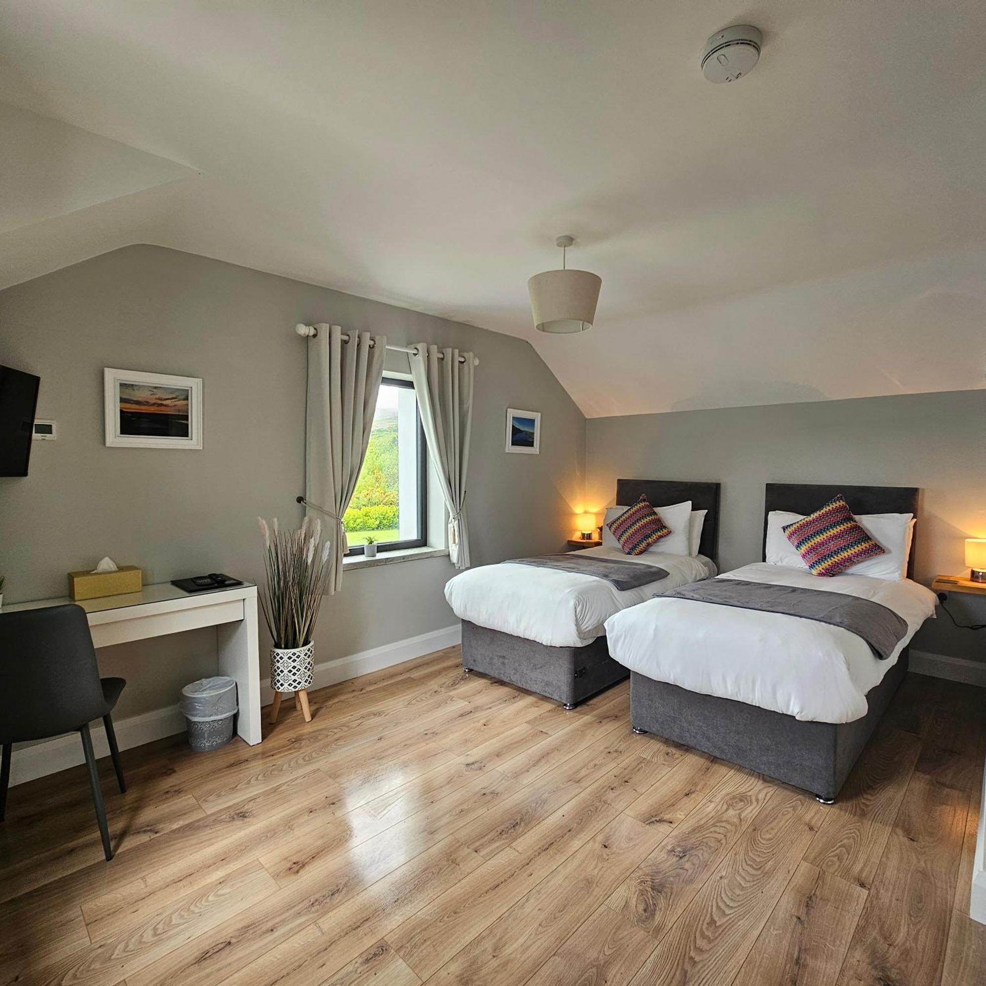 The Ce Hideout Apartman Tralee Kültér fotó