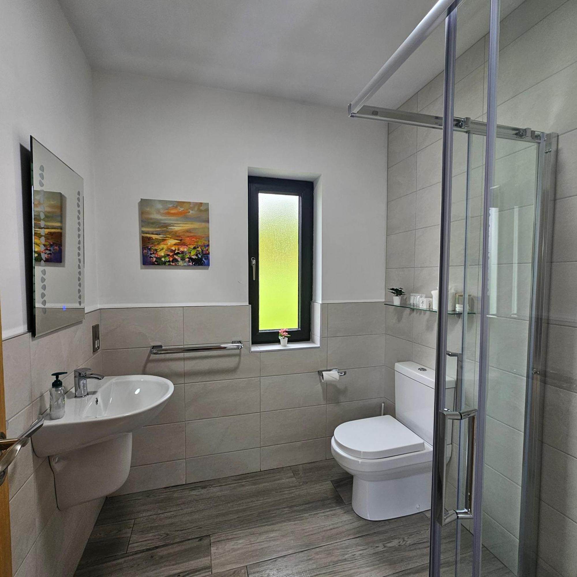 The Ce Hideout Apartman Tralee Kültér fotó